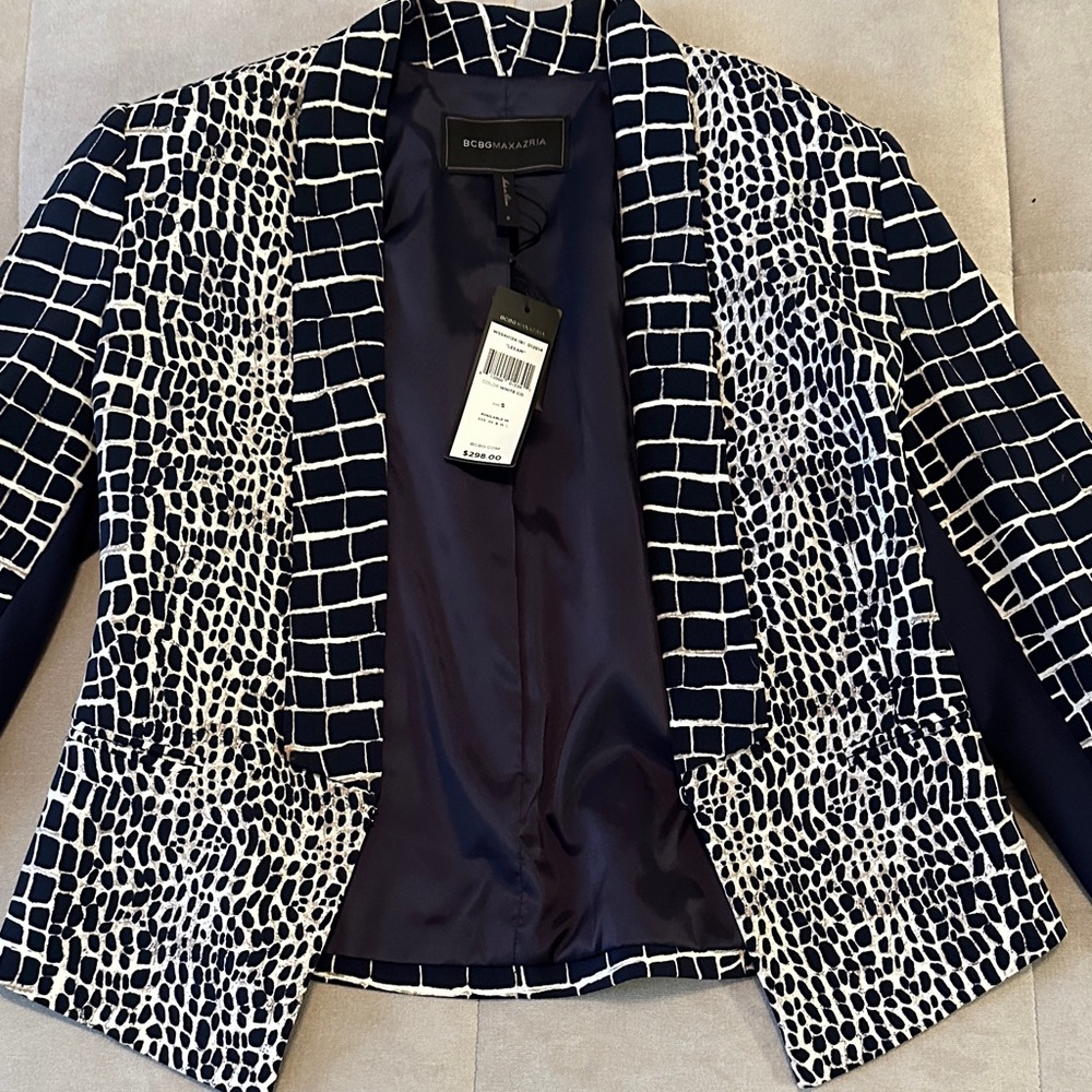 BCBGMaxAzria Black and White Patterned Blazer